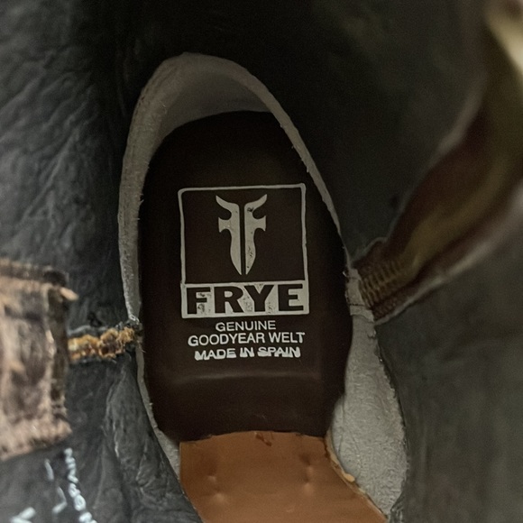 FRYE Deborah studded metallic western boots - Picture 12 of 13